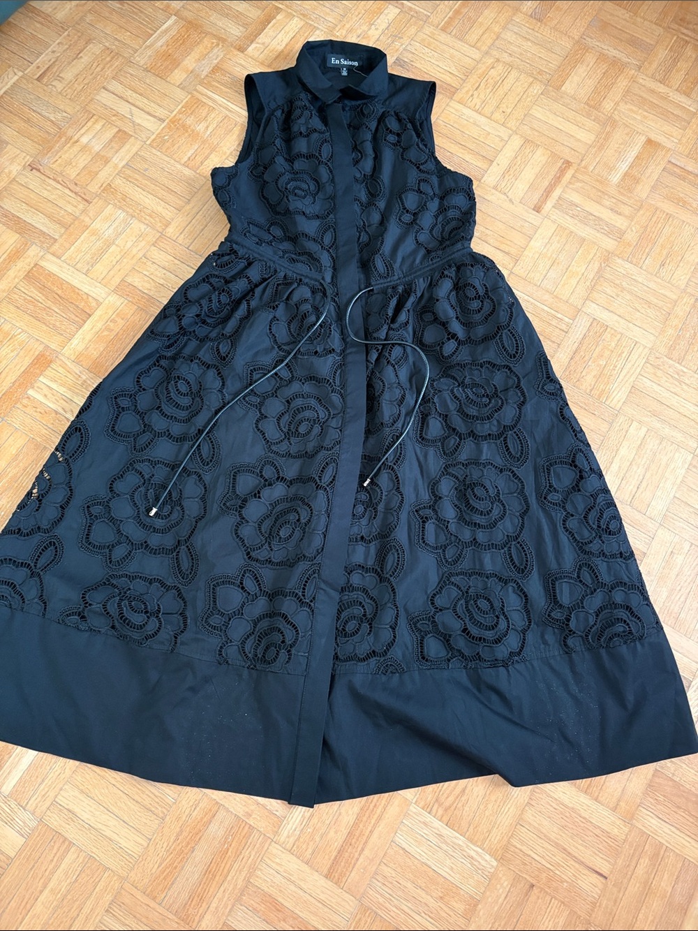 En Saison Black Sleeveless Floral Eyelet Midi Dress NWOT